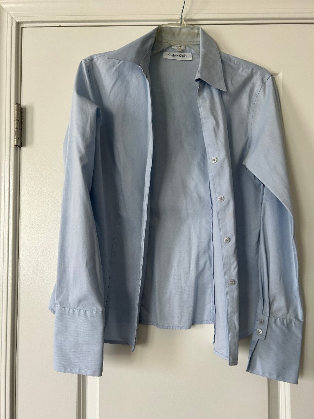 Calvin Klein Women’s Long Sleeve Button-Up Dress Shirt – Light Blue – Size 8